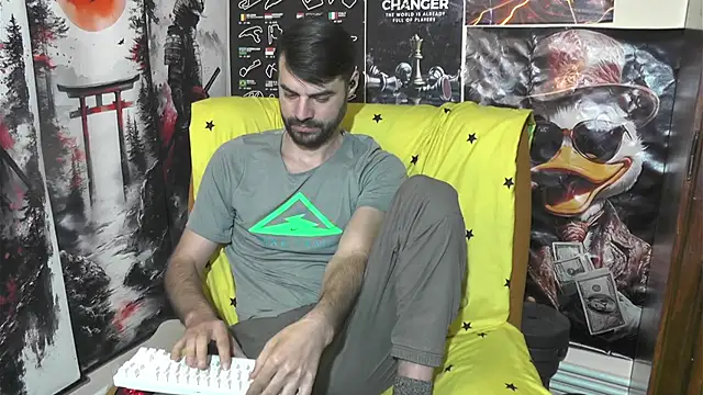 00george online show from 04/04/26, 03:46