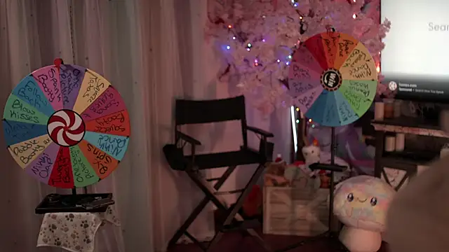 Nikki Torres online show from 01/15/26, 04:49