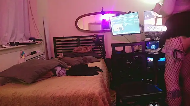 Mikela Alexa online show from 12/21/24, 06:52