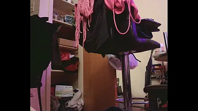 Mikela Alexa online show from 12/06/24, 04:12