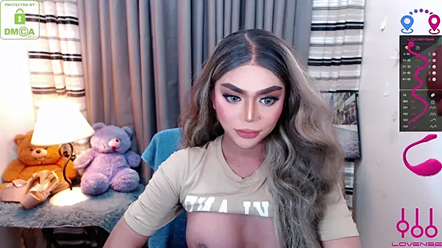 Fantacyoflove online show from 11/19/25, 10:21