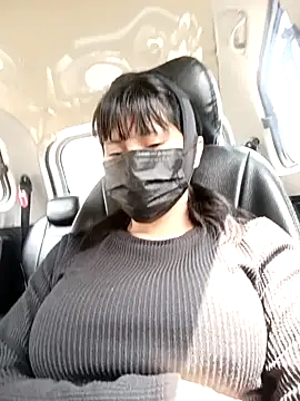 Snapshot of Latin_summer chatting on 02/06/25, 06:46 Latin summer online show from 02/06/25, 06:46