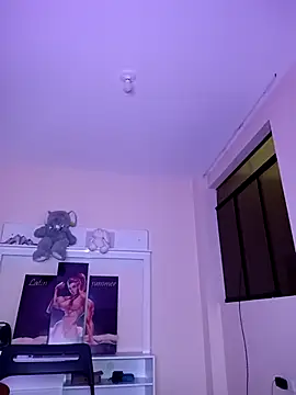 Snapshot of Latin_summer chatting on 03/10/25, 03:45 Latin summer online show from 03/10/25, 03:45