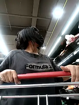 Snapshot of Latin_summer chatting on 02/11/25, 10:28 Latin summer online show from 02/11/25, 10:28