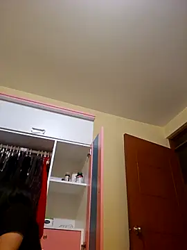 Latin summer online show from 03/31/26, 03:19