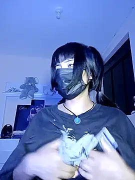 Snapshot of Latin_summer chatting on 01/08/25, 01:53 Latin summer online show from 01/08/25, 01:53