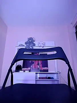 Snapshot of Latin_summer chatting on 01/10/25, 05:15 Latin summer online show from 01/10/25, 05:15