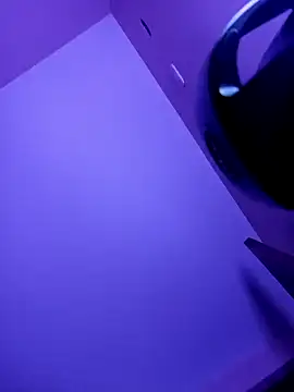 Snapshot of Latin_summer chatting on 03/16/25, 12:01 Latin summer online show from 03/16/25, 12:01