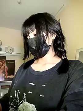 Snapshot of Latin_summer chatting on 02/14/25, 02:07 Latin summer online show from 02/14/25, 02:07