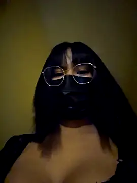 Snapshot of Latin_summer chatting on 09/24/25, 03:02 Latin summer online show from 09/24/25, 03:02