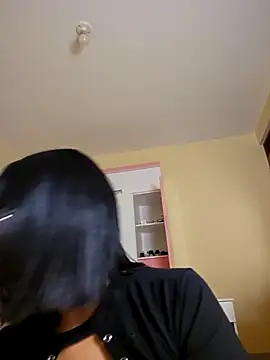 Snapshot of Latin_summer chatting on 10/11/25, 02:56 Latin summer online show from 10/11/25, 02:56