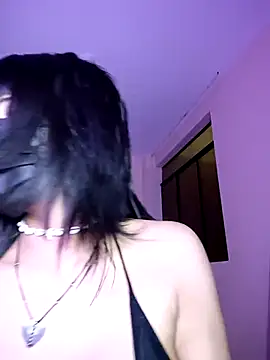 Snapshot of Latin_summer chatting on 03/18/25, 04:29 Latin summer online show from 03/18/25, 04:29