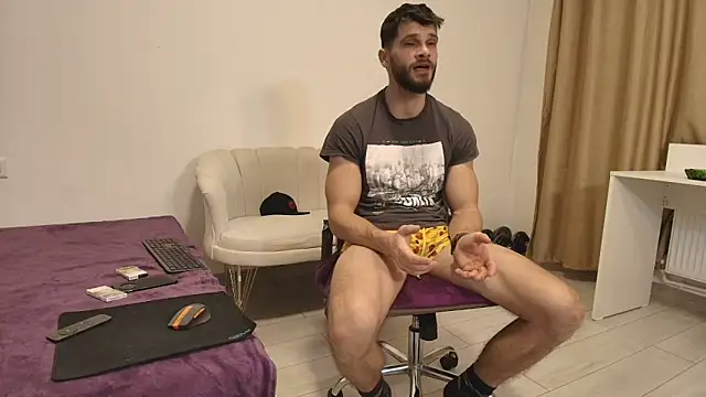 MauroTwin online show from 01/08/26, 06:03