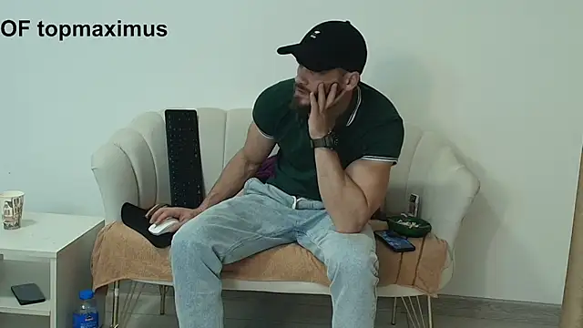 MauroTwin online show from 11/19/25, 05:46