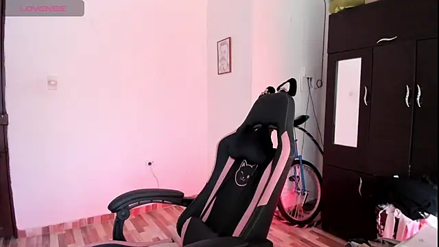 adrena 10 online show from 03/28/26, 08:21