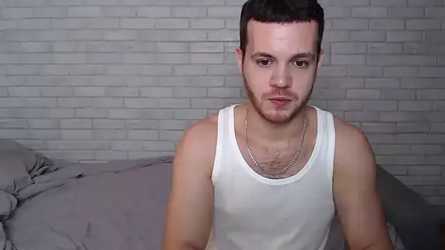 Snapshot of Alexxx_horny chatting on 11/11/25, 06:03 Alexxx horny online show from 11/11/25, 06:03