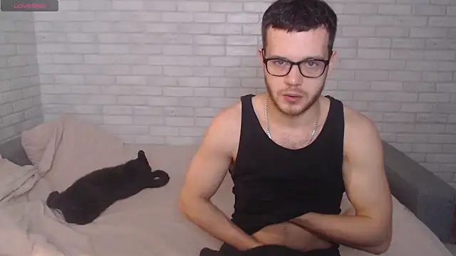 Snapshot of Alexxx_horny chatting on 12/22/24, 11:11 Alexxx horny online show from 12/22/24, 11:11