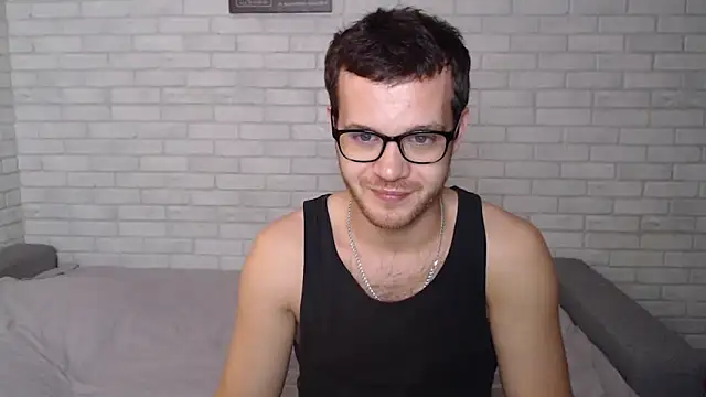 Snapshot of Alexxx_horny chatting on 10/10/25, 07:47 Alexxx horny online show from 10/10/25, 07:47