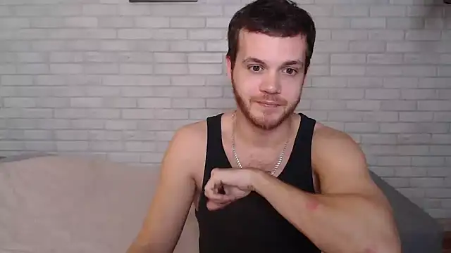 Snapshot of Alexxx_horny chatting on 10/19/25, 02:20 Alexxx horny online show from 10/19/25, 02:20
