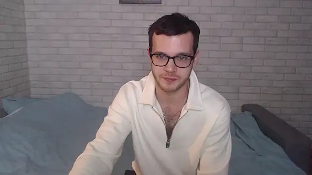 Snapshot of Alexxx_horny chatting on 01/19/25, 08:51 Alexxx horny online show from 01/19/25, 08:51