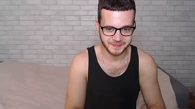 Snapshot of Alexxx_horny chatting on 11/05/25, 02:09 Alexxx horny online show from 11/05/25, 02:09