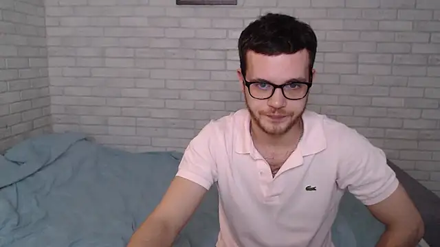 Snapshot of Alexxx_horny chatting on 03/18/25, 12:39 Alexxx horny online show from 03/18/25, 12:39