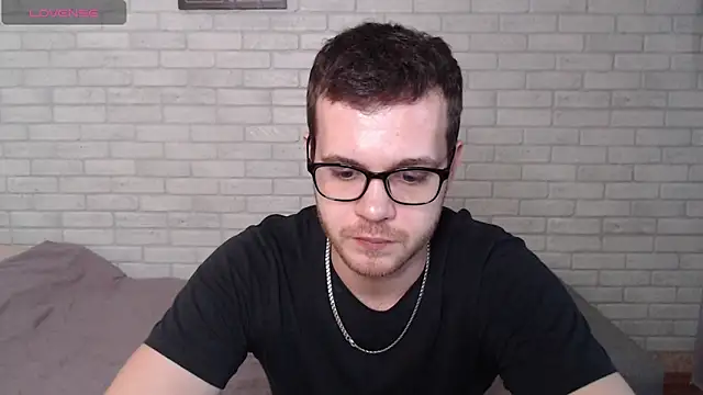 Alexxx horny online show from 05/05/26, 02:42