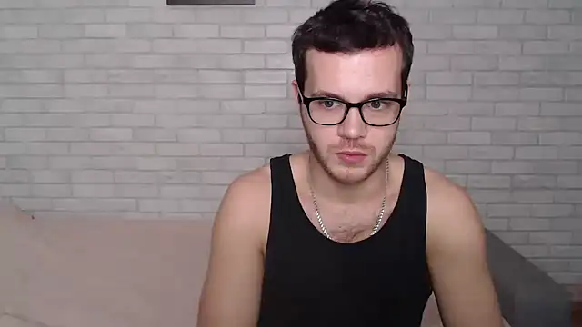 Snapshot of Alexxx_horny chatting on 10/21/25, 07:19 Alexxx horny online show from 10/21/25, 07:19