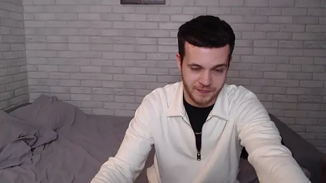 Snapshot of Alexxx_horny chatting on 03/13/25, 03:28 Alexxx horny online show from 03/13/25, 03:28