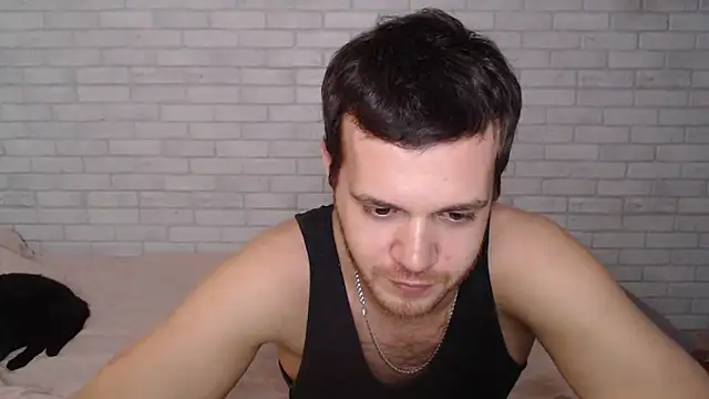 Snapshot of Alexxx_horny chatting on 10/21/25, 07:24 Alexxx horny online show from 10/21/25, 07:24