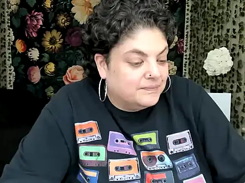 Exotic-Melons online show from 10/19/25, 09:06