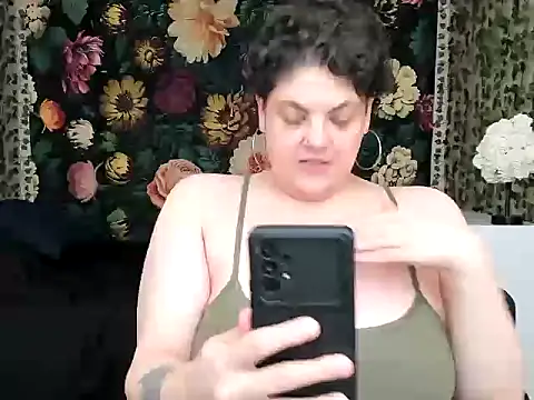 Exotic-Melons online show from 09/27/25, 10:38