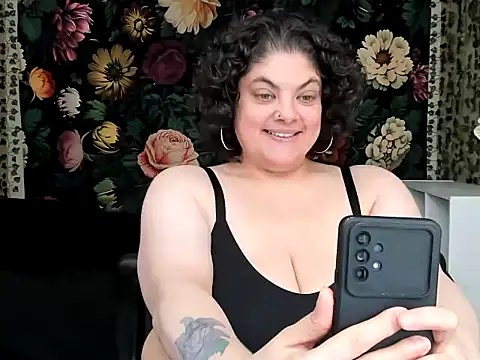 Exotic-Melons online show from 05/14/26, 06:49