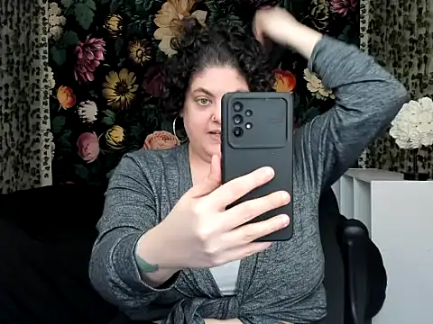 Exotic-Melons online show from 12/21/25, 08:31