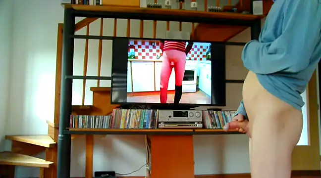 Snapshot of xxBareBabyxx chatting on 12/23/24, 11:39 xxBareBabyxx online show from 12/23/24, 11:39