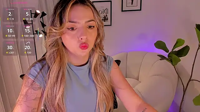 AmyWood online show from 02/11/26, 07:25