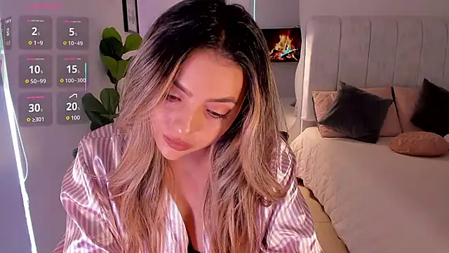 AmyWood online show from 05/30/26, 01:39