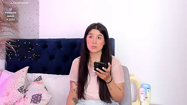 Dulce andrea   online show from 04/15/26, 12:27