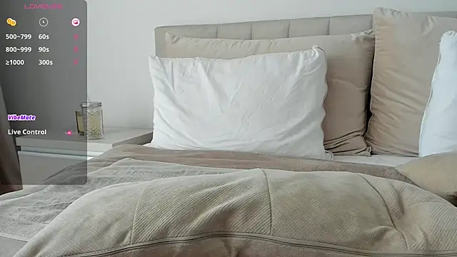 VickyStonee online show from 11/20/25, 10:38