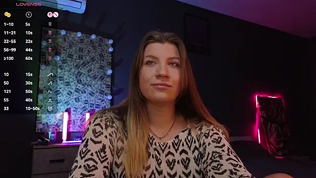 Snapshot of Fairy__Sofia chatting on 11/07/25, 08:41 Fairy Sofia online show from 11/07/25, 08:41