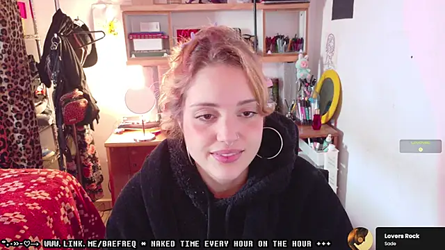 Snapshot of mskuddo chatting on 06/12/26, 12:58 mskuddo online show from 06/12/26, 12:58