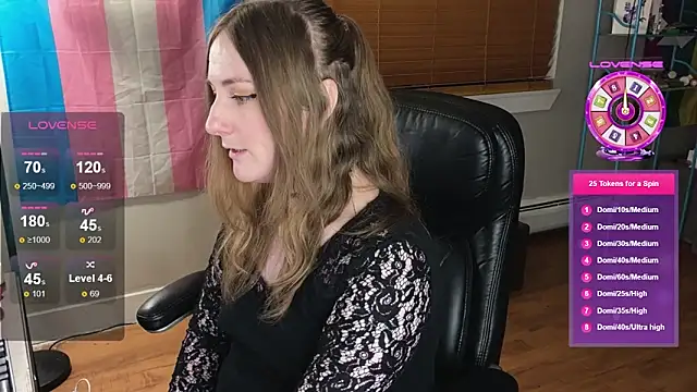 luluvaladon online show from 10/29/25, 03:16