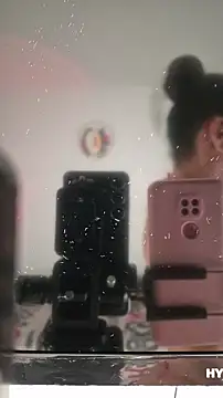 YOURSDEBORA online show from 11/06/25, 07:07