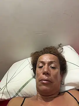 YOURSDEBORA online show from 04/22/26, 01:12