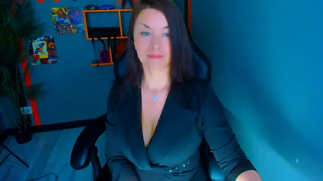 Snapshot of AnaMills chatting on 05/01/26, 10:09 AnaMills online show from 05/01/26, 10:09