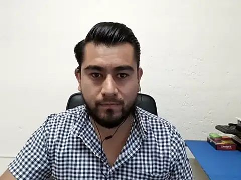 youmanhorny online show from 06/17/26, 04:17