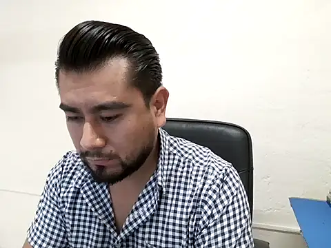 youmanhorny online show from 06/26/26, 04:35