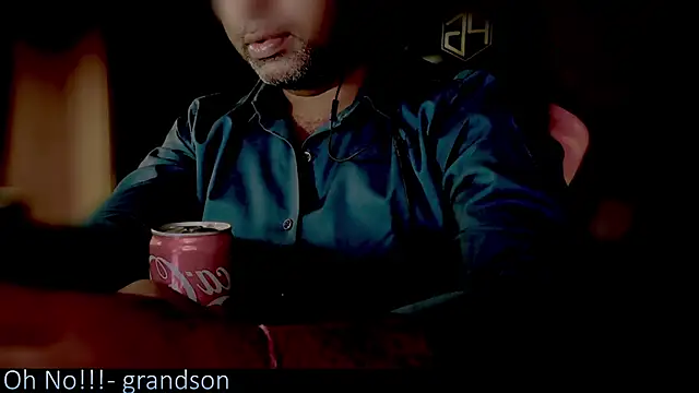 Snapshot of _x_rated_ chatting on 10/21/25, 06:40 x rated online show from 10/21/25, 06:40