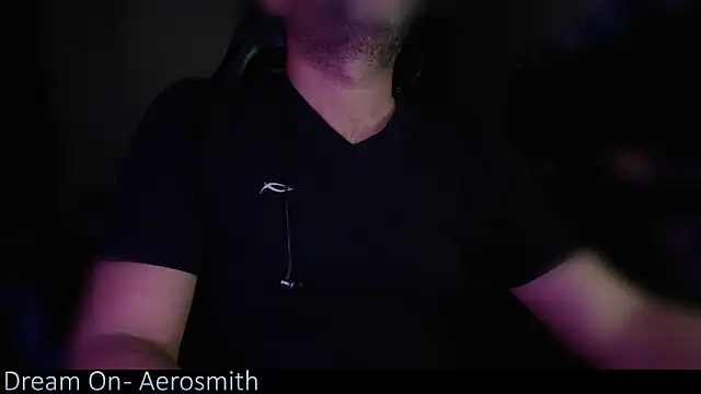 Snapshot of _x_rated_ chatting on 03/19/25, 08:11 x rated online show from 03/19/25, 08:11