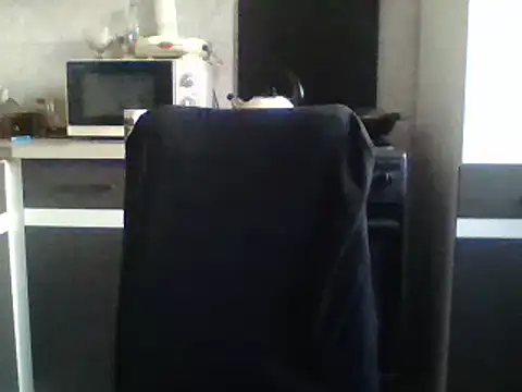 Snapshot of Katesweetkate chatting on 12/13/24, 02:05 Katesweetkate online show from 12/13/24, 02:05